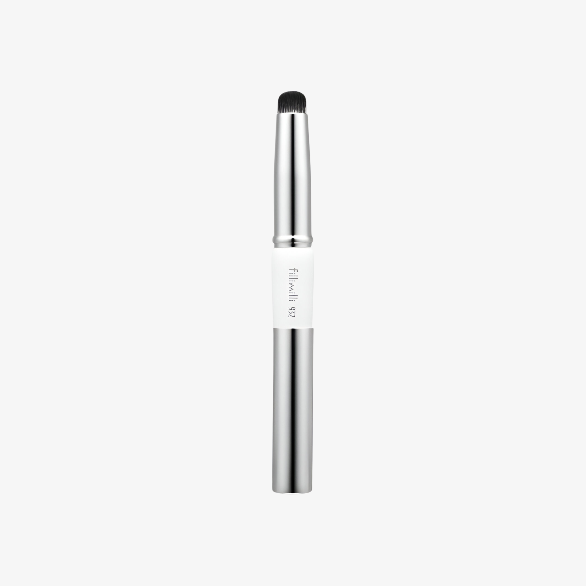 [FILLIMILLI] Fillimilli Portable Over Lip Brush 932 - SFOILER